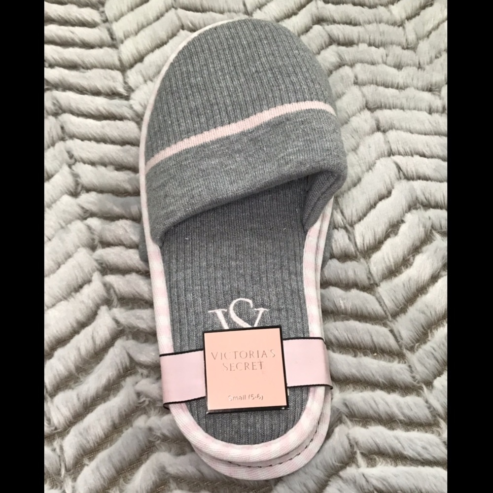 VS slippers